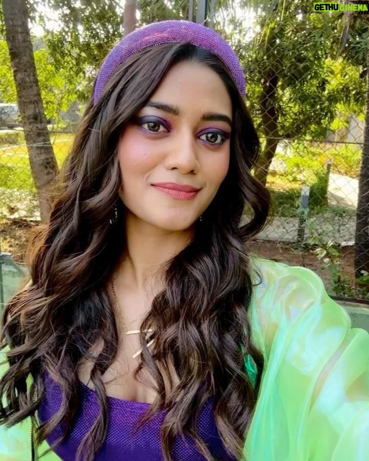 Shreya Shanker - 1.3K Likes - Firsts are always special 💛 
Watch Dil Dosti Dilemma on @primevideoin #dildostidilemmaonprime 
.
.
.
I had the best time playing Ariana, thank you so much for giving me this wonderful opportunity and for letting me be part of the beautiful world of #dddonprime @wowdebbierao @tiajhaaa @deepmetkar @tyyproductions @rishubartaria @timestalent 
.
.
Go check out the warm hug of a show with your friends and family now!!! 💛💛