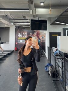 Shreya Thukral Most Liked Photos and Posts