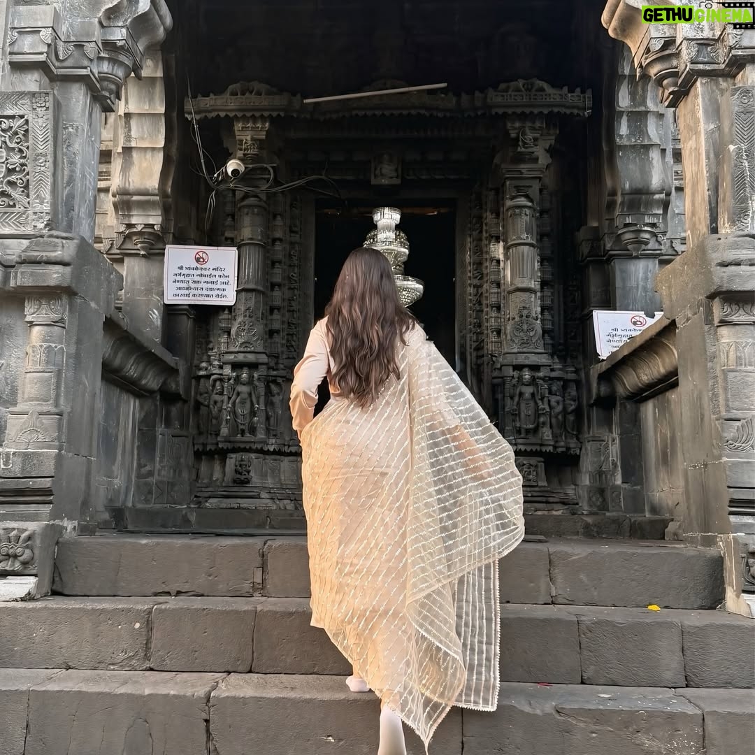 Shreya Thukral - 1.9K Likes - Reflecting on the past, I recognize a journey that pushed me to my limits. Holding onto my faith was my only way forward, and it sustained me. I have always been resilient and fortunate. I am filled with gratitude for every experience, and every challenge overcome, that has made me who I am. Thankful for the lessons learned, blessed beyond measure! 🔱🧿🙏✨

#harharmahadev #jaimahakaal #trimbakeshwar #jyotirling #bholenath #shivsankar #explorepage✨