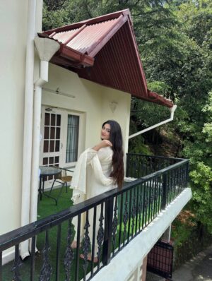 Shrija Tyagi Instagram - 🤍🫶🏻