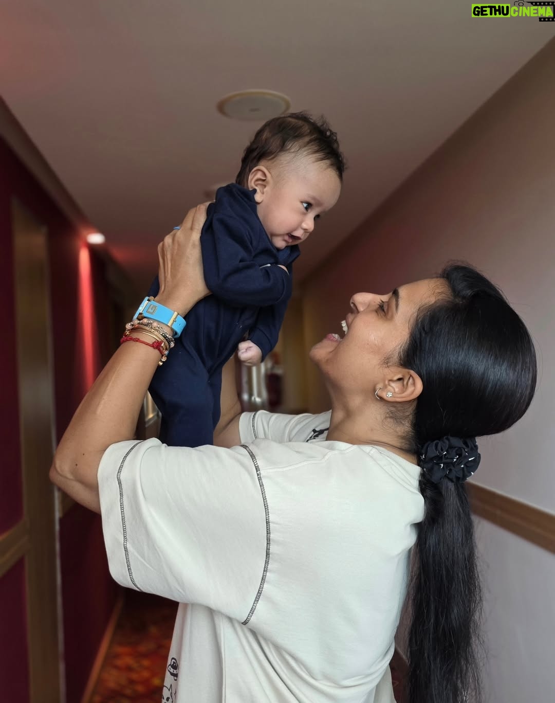 Shruthi Raj - 86.8K Likes - IN THE QUIET OF A FRIEND'S HOME,HOLDING THEIR CHILD.YOU FEEL THE UNBREAKABLE BOND OF FAMILY,EVEN IF NOT BY BLOOD❤️❤️❤️
MOMENTS WITH MY LACHU THANGAM😘😘😘