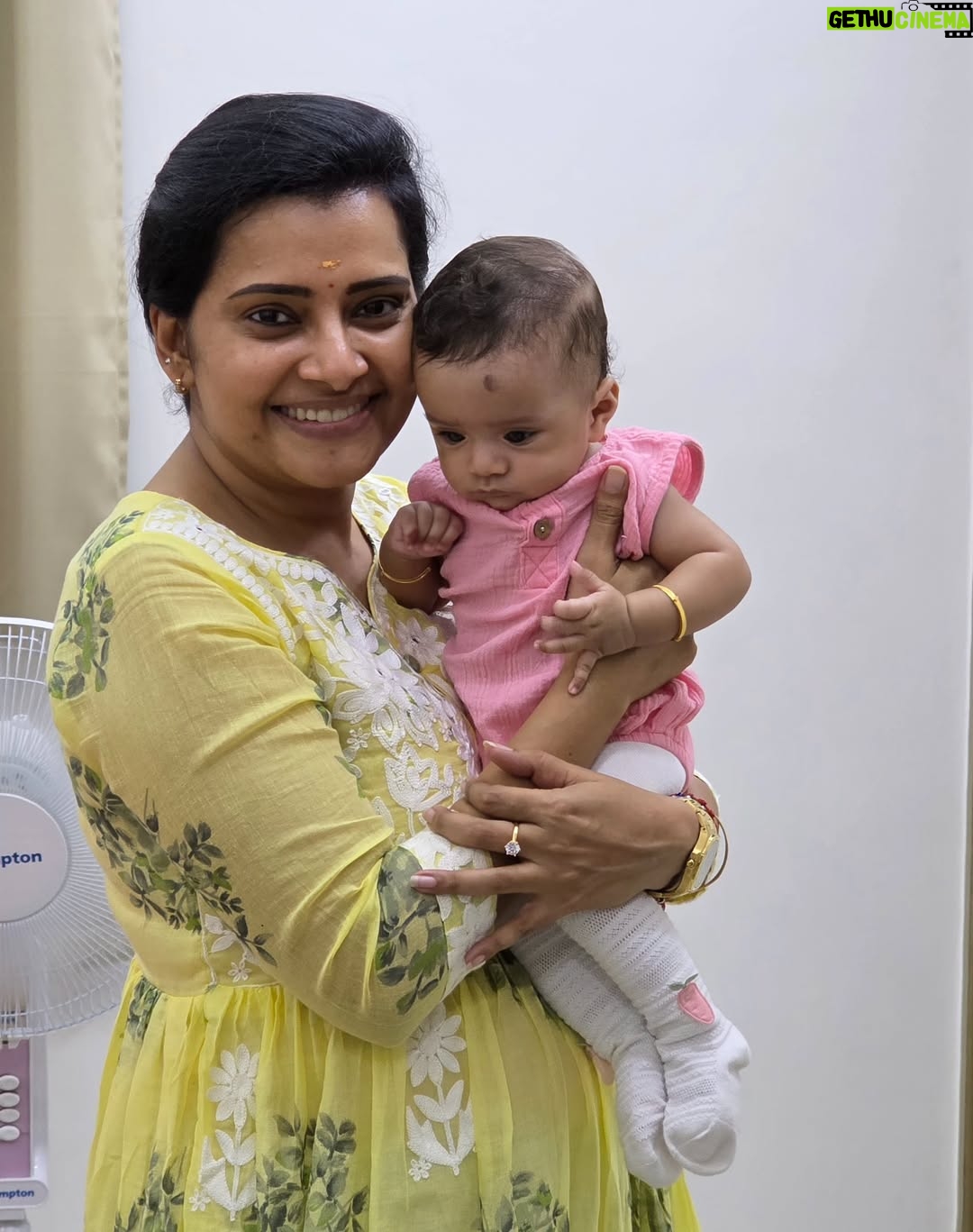 Shruthi Raj - 86.8K Likes - IN THE QUIET OF A FRIEND'S HOME,HOLDING THEIR CHILD.YOU FEEL THE UNBREAKABLE BOND OF FAMILY,EVEN IF NOT BY BLOOD❤️❤️❤️
MOMENTS WITH MY LACHU THANGAM😘😘😘