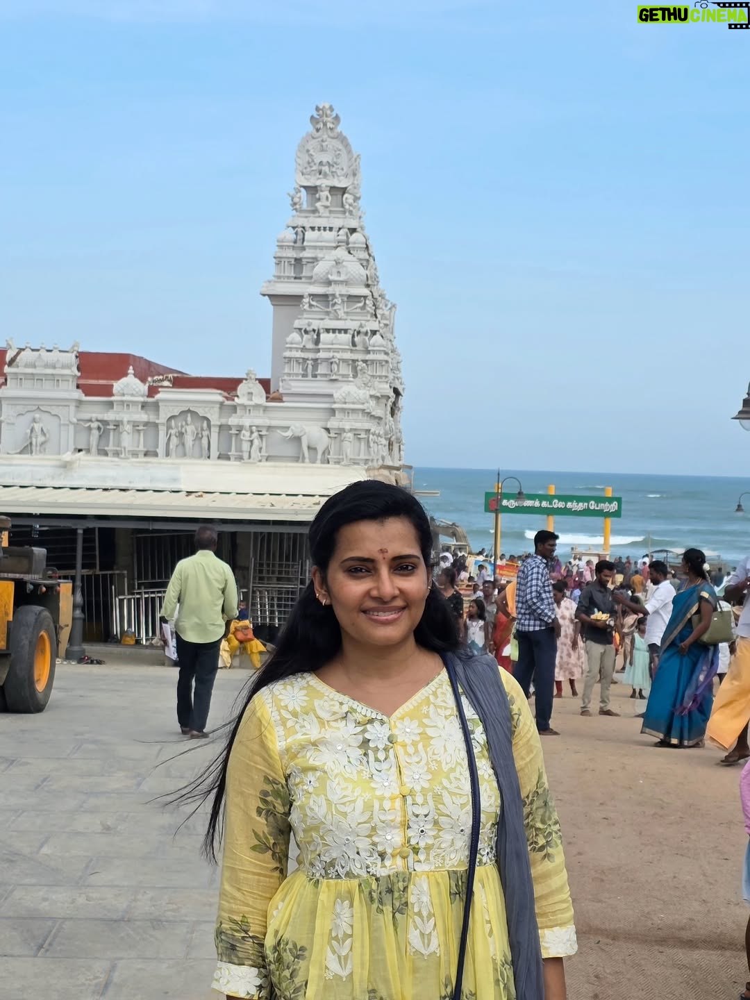 Shruthi Raj - 56.2K Likes - VETRIVEL MURUGANUKKU HAROGARA🙏🙏🙏

#temple #thiruchandur_temple#positivevibes