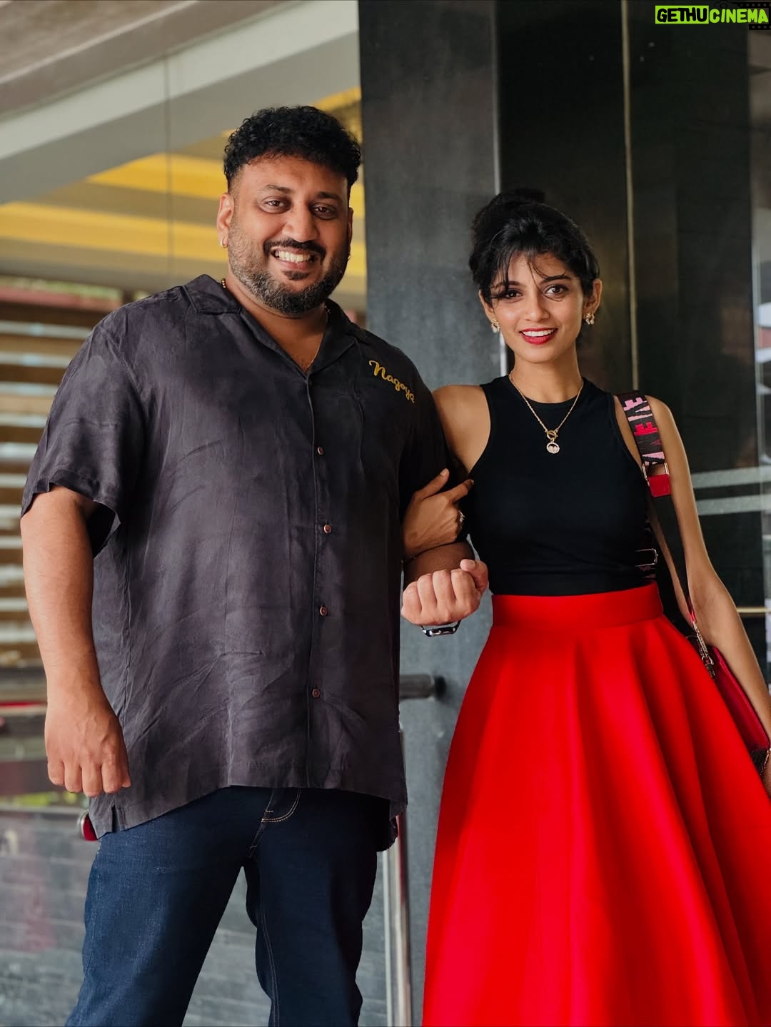 Shruthi Rajanikanth - 21.8K Likes - A friendship that travels for ever ❤️ @arjunsomasekhar check out the last pic for our kumman 🤣🤣