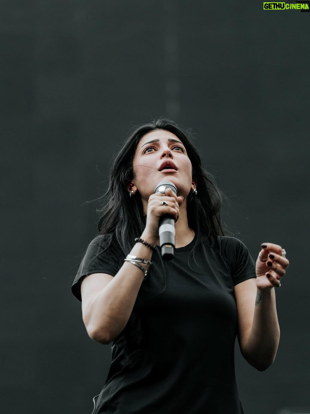 Shruti Haasan - 806.7K Likes - Need to get Back  ASAP
🧿🦋❤️