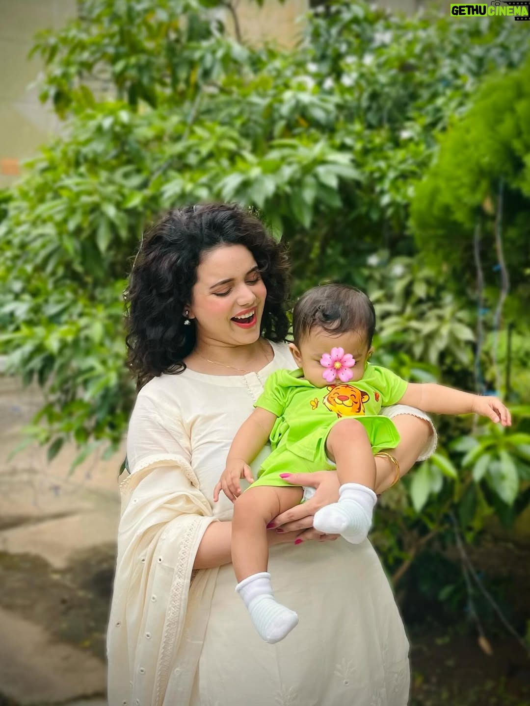 Shruti Kanwar - 4.4K Likes - Wrapped in comfort, dressed in love. My baby deserves nothing less. 💕👶
Moms, if you’re looking for something soft, cozy, and absolutely adorable for your little ones, this collection @orenjipoteto is a must!