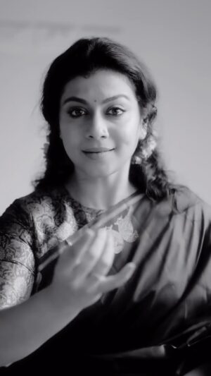 Shruti Ramachandran Instagram - I like this song.
I love to dance.
I am shy to post.
But here I am.
Thank you for your time.
If you have more time, please suggest fun new hobbies.
.
.
.
@unni_ouseph @genesisdiamonds_by_deepaktoms @_sapnas_makeover @kandasami_kochi