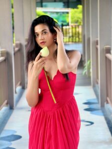 Actress Shruti Sharma HD Photos and Wallpapers September 2025