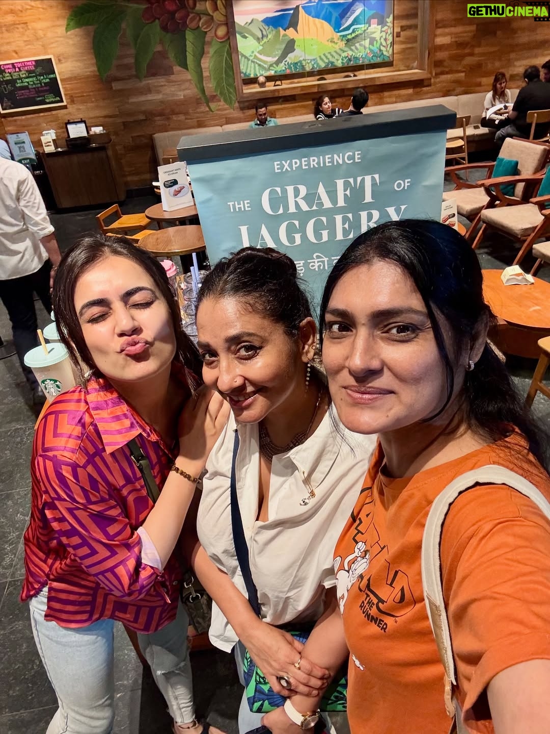 Shruti Ulfat - 29.2K Likes - Fullllllllllll of love 🌀💌✨