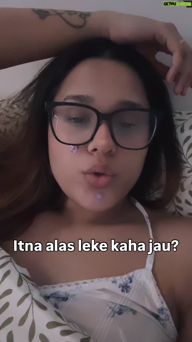Shubhi Singh - 4.3K Likes - ITNA ALAS SE BHARA JEEV KYU BANAYA MUJHE BHAGWAN!🙁 
.
.
.
#lazy #relatable #laziness