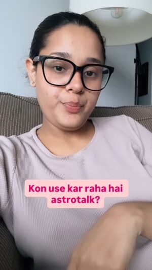 Shubhi Singh Instagram - @astrotalk meresath collab karlo🤣🤣🤣 
.
.
.
.
#astrotalk #relatable #horoscope #tarot