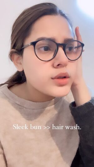 Shubhi Singh Instagram - Bhaiiii bohot bada task hota hai yaarrrrr. Nahi ho paa raha mujhse 🥲🥲
.
.
.
.
.
.
.
#hairwash #girlsbelike #reels #winter #delhiwinters #reelsinstagram #reelkarofeelkaro #funnyreels #relateable #trendingreels #trendingnow #explorepage