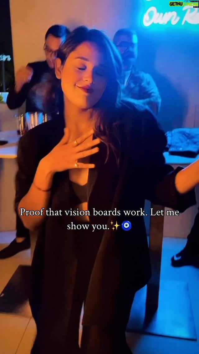Shubhi Singh - 6.2K Likes - Vision boards work! 🧿🧿🧿 
.
.
#manifest #visionboards #dreamlife #dreambig