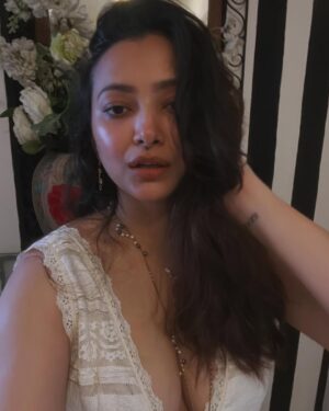 Shweta Basu Prasad Instagram - 