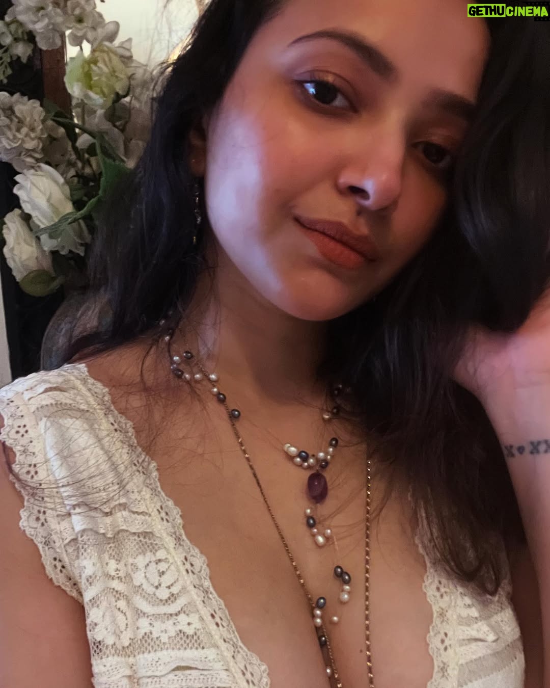 Shweta Basu Prasad - 221.9K Likes - 