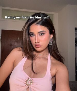 Shweta Bhintade Instagram - Always blushing 🤭