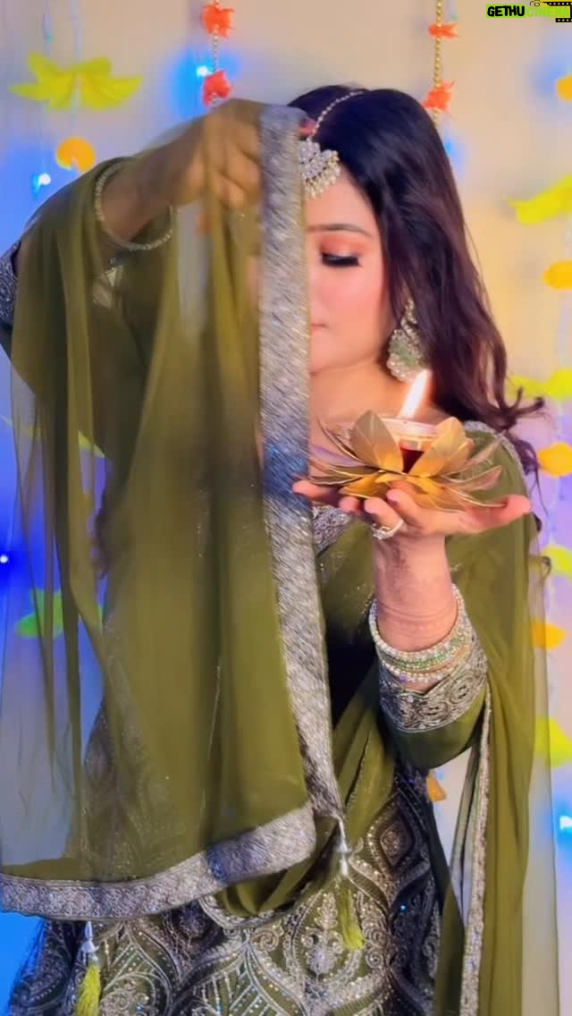 Shweta Jaiswal - 2.5K Likes - Jalte diye 🪔🪔