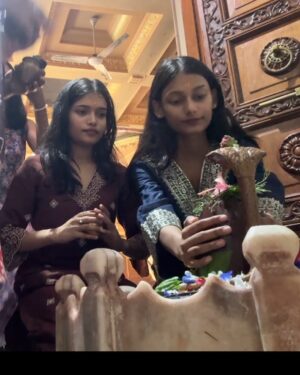 Shweta Poddar Instagram - Khatu Shyam Ji🥹❤️💕✨🌷🎀🧿🫶🏻