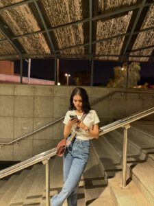 Actress Shweta Poddar HD Photos and Wallpapers July 2025