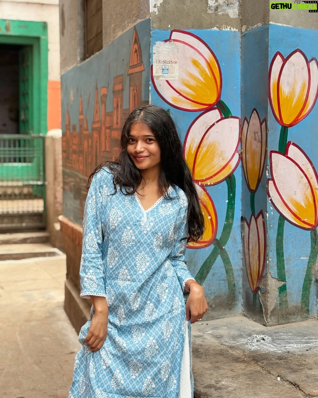 Shweta Poddar - 41.3K Likes - Tu Ban Ja Gali Banaras Ki🥹🧿❤️💕🫧🌷🎀✨