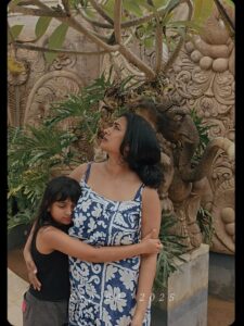 Actress Shwetha Srivatsav HD Photos and Wallpapers September 2025