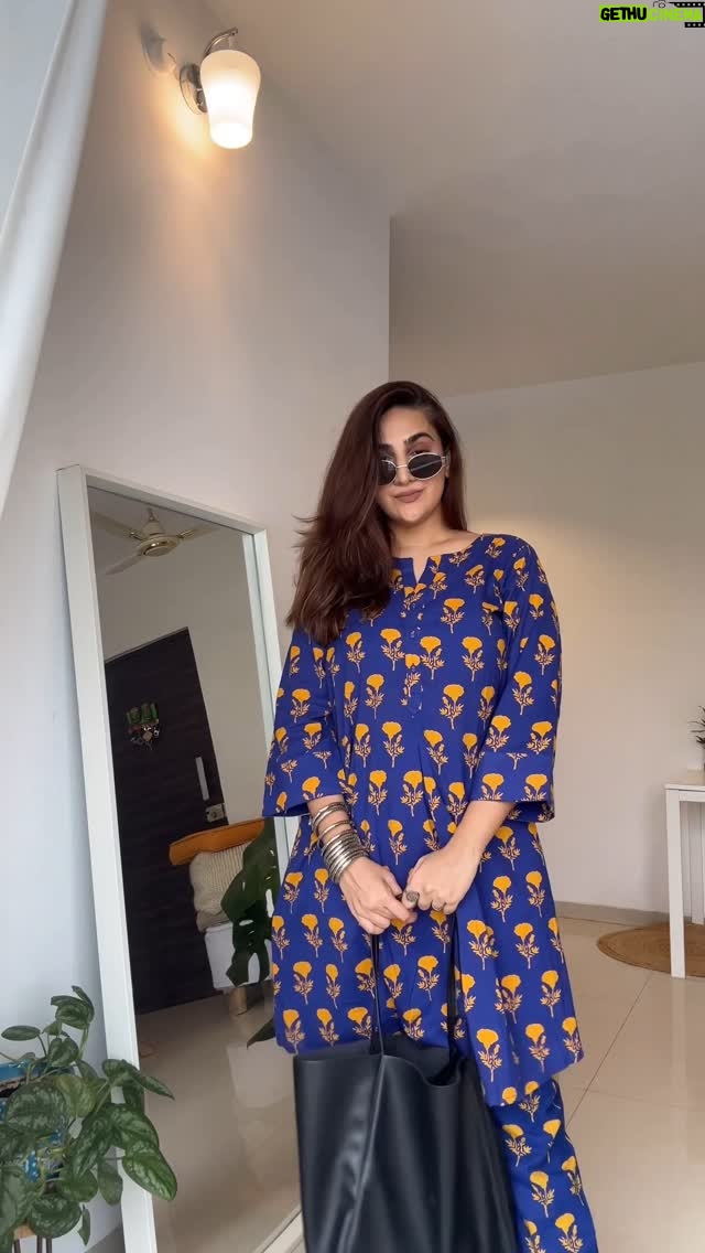 Siddhi Doshi - 563 Likes - Last one is ❤️🤌🏻✨
All under ₹999 🤌🏻✨ Steal deals only 🫣❤️#myntrafinds #kurtaset #everydaykurta #workwear #officewear

You can find all the links saved under the ‘#MyntraFinds’ highlight on my profile.”🤍😌💁🏻‍♀️
