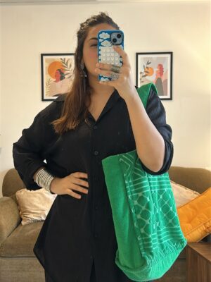 Siddhi Doshi Instagram - June fits dump 🤌🏻❤️cute, comfy, chaotic 💁🏻♀️ #junedump #easyfits