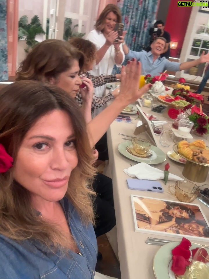 Sílvia Rizzo - 3 Likes - Foi dia de ir à @casafeliz festejar o grande e único @joaobaiaobaiao 
Mais que um amigo, é família, é um irmão!
Não estamos muitas vezes juntos, mas estamos nos momentos certo!
Mereces tudo de bom meu querido João! 🤩🥰 ❤️