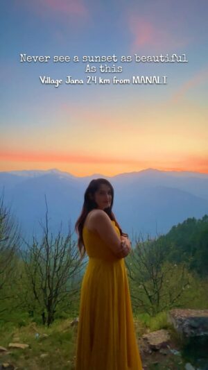 Simar Rajput Instagram - Village jana just 24 km from manali is a place not to miss and should be in your bucket list
.
.
.
.
.
#janavillage #reelitfeelit #reelsinstagram #manali #trendingreels #manalidiaries #viralvideos #summer #video #trendingreels #simarrajput