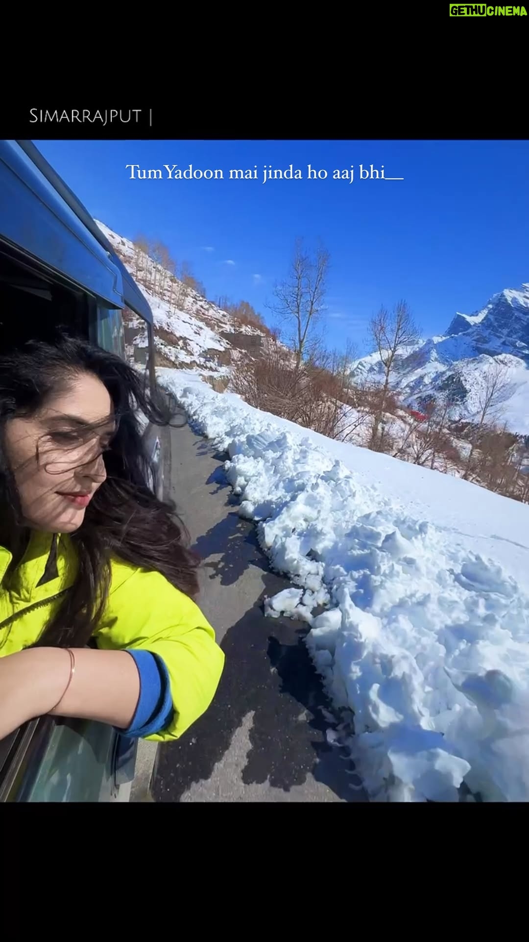 Simar Rajput - 1.1K Likes - Feel the vibe ❤️
.
.
.
.
.
#lahaul #lahaulspiti #réel #reelsinstagram #reelsindia #reelkarofeelkaro #reelinstagram #reelitfeelit #simarrajput