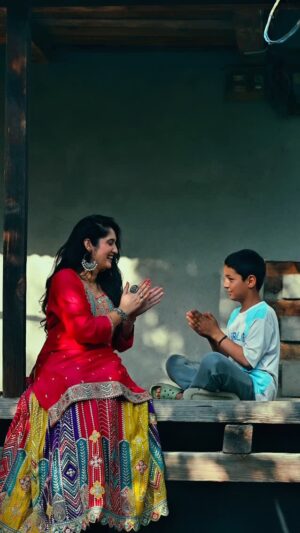 Simar Rajput Instagram - aapke khayalo ki malika
@alborzcouture 

(Cinematic shots, main character, explore page, bollywood songs, edits, strappy kurti, chikankari kurti, reels, viral)

#reelsinstagram #reels #reelsindiaofficial #reelitfeelit #reelsindiaofficial #reelsviral #maincharacter #aishwaryaraibachchan #bollywoodsongs #retrobollywood #shoot