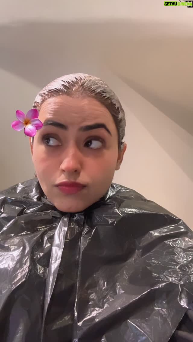 Simi Chahal - 44.1K Likes - 💈🎀🇬🇧