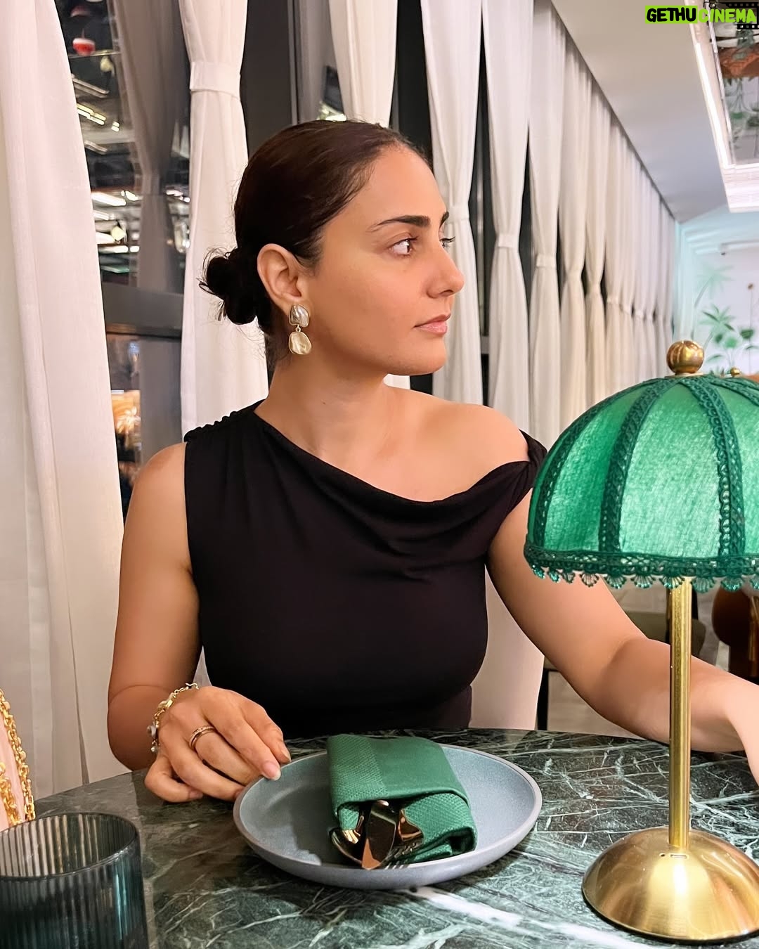 Simmy Goraya - 8.4K Likes - Yea I kissed him without his consent 🥺✨