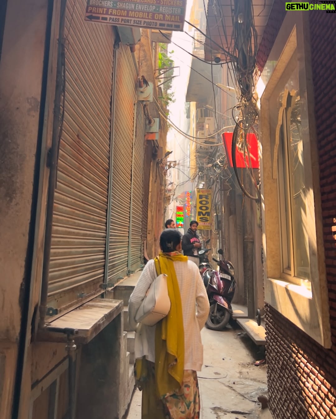 Simmy Goraya - 8.9K Likes - From our blink and miss Amritsar trip 💕.
.
Next stop Uttarakhand ❤️.