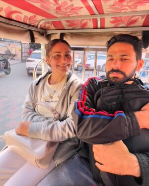 Simmy Goraya Instagram - From our blink and miss Amritsar trip 💕.
.
Next stop Uttarakhand ❤️.