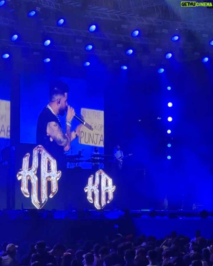 Simran Bawa - 7.8K Likes - It was all a dream ✨

_
#karanaujla #favorite #geetandimachine #apdhillon #collab #concert #vibe #fypp