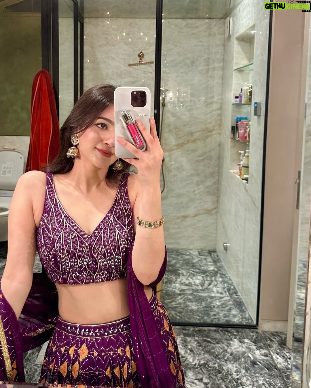 Simran Bawa - 4.3K Likes - देसीgirl 💜
