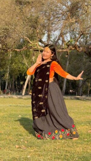 Simran Chantel Instagram - सरर🧡🇳🇵