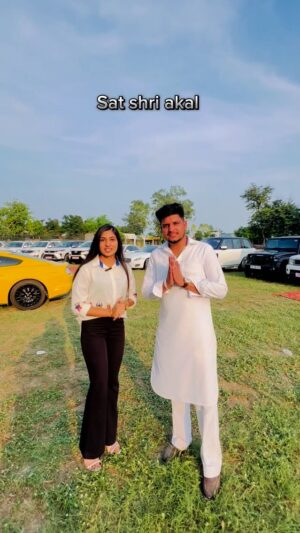 Simran Kaur Instagram - Book your cars now  91 70879 46748 ☎️

You can also dm @jawandha_babbu_