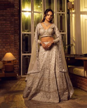 Simran Pant Instagram - “Wrapped in moonlight, stitched with dreams, and shining like a whispered secret.”
#EtherealGlow #ModernMuse #SilkenStories
Muse @_simranpant
Styled in this regal ensemble by @yasarbytenisha
Glam on point by @shhwetakju and hair by @hairnmakeupby_pratima
Jewelry partner @shagoonjewellers
Visual storytelling by @uddibaba @neesphotography @_skdgin_ @jii_patrick @ronashbajra
Location partner @damonkeymind