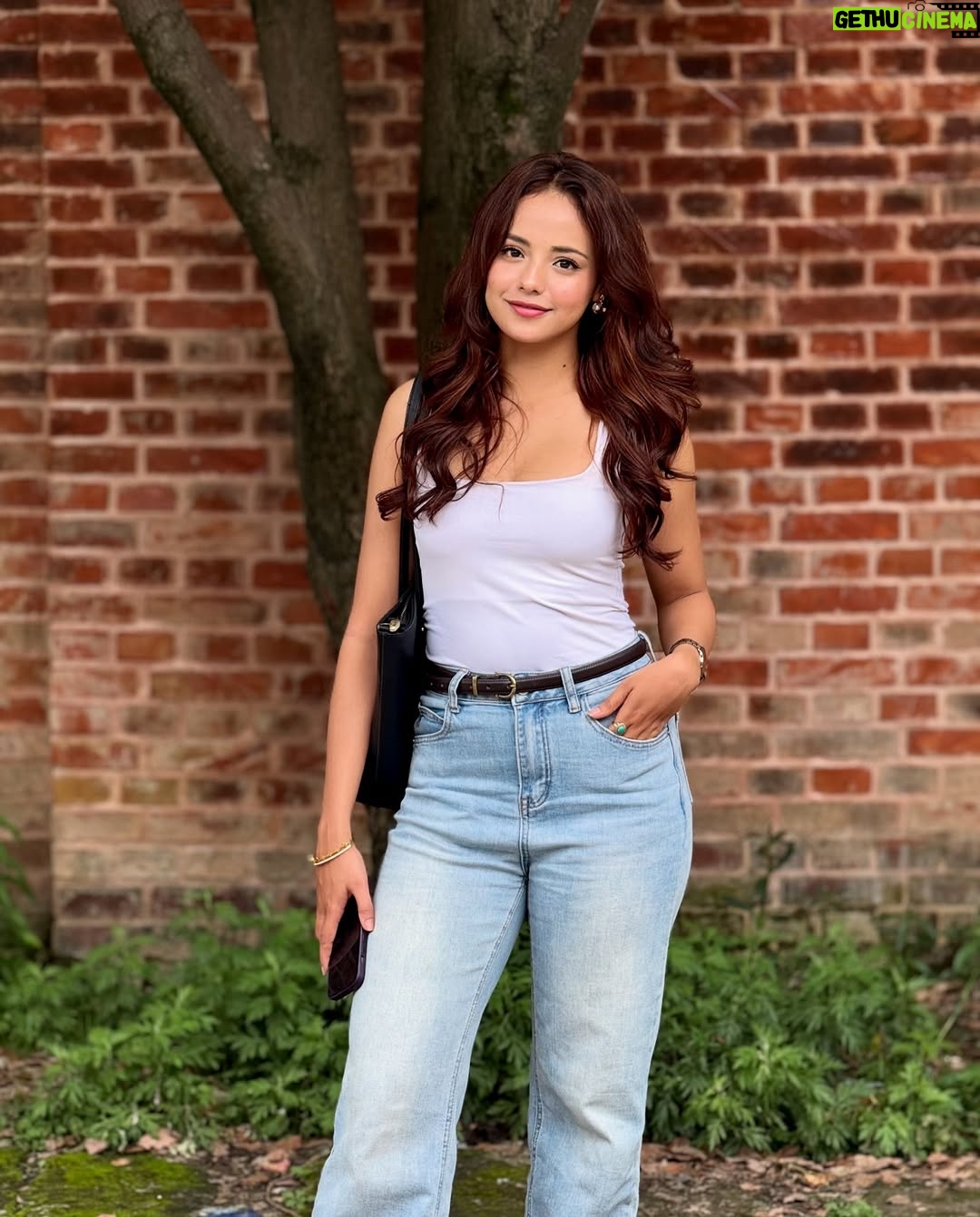 Simran Pant - 3 Likes - 🤍