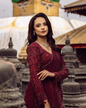 Simran Pant Instagram - Feeling Royalty♥️
Shot By : @uddibaba
Wearing : @yasarbytenisha
Jwellery : @shagoonjewellers
Makeup Artist : @glamroombysway
Hair Stylist : @hairnmakeupby_pratima