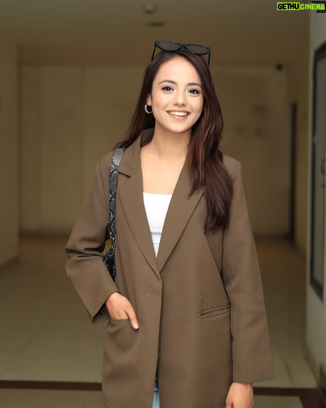 Simran Pant - 3 Likes - 🤎
