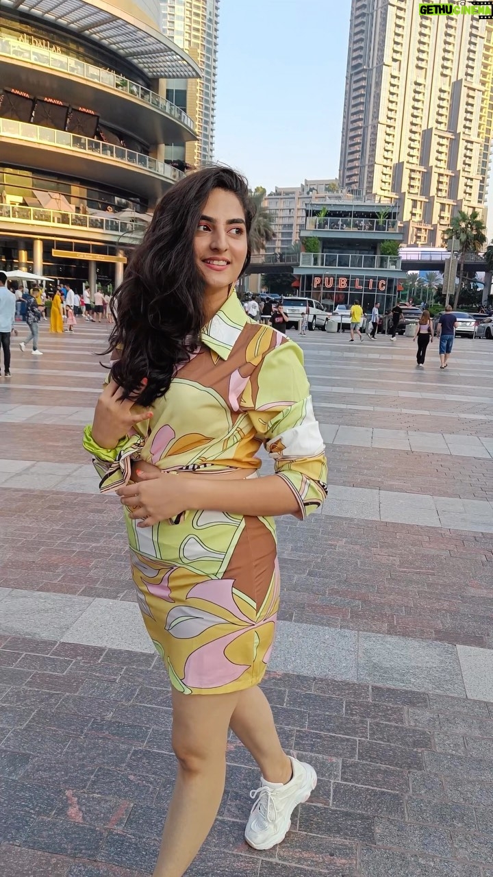 Simran Rawal - 5.9K Likes - sajaniyaa wants to stay single forever😂✅

#dubai #dubaitrip #dubai🇦🇪 #explore #slowmo #moonrise #trend #viral #fyp #trendyoutfit #downtowndubai #coordset  #burjkhalifa #cuteoutfit #moonrise #urbanic #reels #jumeriahbeach
 #dubai #marinadubai #style #trending #fashioninspo #pinkeyeliner #outfit #godhepekyusawarhai @officialswissbeauty