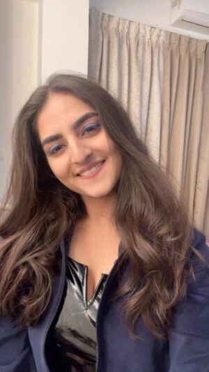 Simran Rawal Instagram - winky winky👀🙈😉

#trend #libianca #people #viral #lovehostel #simranrawal #cuteoutfit #style #trending #fashion #curlyhair #hotstar #zeetv #actor #outfitinspo #trendyhairstyle #fashioninfluencer #mumbai @officialswissbeauty #memes #lyrics #foodie #cholebhature #blueeyeliner #makeup
