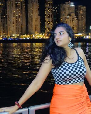 Simran Rawal Instagram - 🫀🦄🦋🌻🪭
.
.
#gramoftheday #explore #explorepage #foryou #foryoupage #fyp #cooloutfit #shorts #dubai #dress #fashion #style