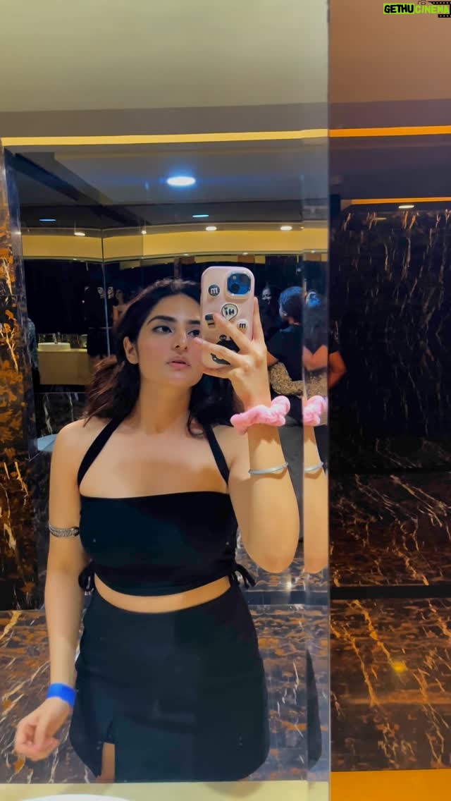 Simran Rawal - 13.5K Likes - Nashe ❌❌❌

.

.

.

.
 #reelsinstagram #fypシ #instadaily #foryou #explore #hindi #reelsindia #widelegjeans #jeans #fashion #desicore #desiaesthetics #outfit #blacktop #casual #black #suit #fashion #simranrawal #punjabi #pvr #shortdress #skirt #skorts #urbanic #myntra #blackskirt #blackdress #partydress