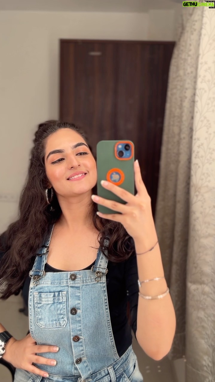 Simran Rawal - 7.3K Likes - ankhaaan naaal piyaayii janni ae❤️🙈🫣

#dubaiexplore #dubai #dubaitrip #dubai🇦🇪 #explore #slowmo #moonrise #trend #viral #fyp #trendyoutfit #downtowndubai #jumeirah #burjkhalifa #cuteoutfit #moonrise #urbanic #reels 
 #dubai #marinadubai #marinacruise #style #trending #fashion #slowmo #gururandhawa #shubh #her fashioninspo #desertsafari #outfit