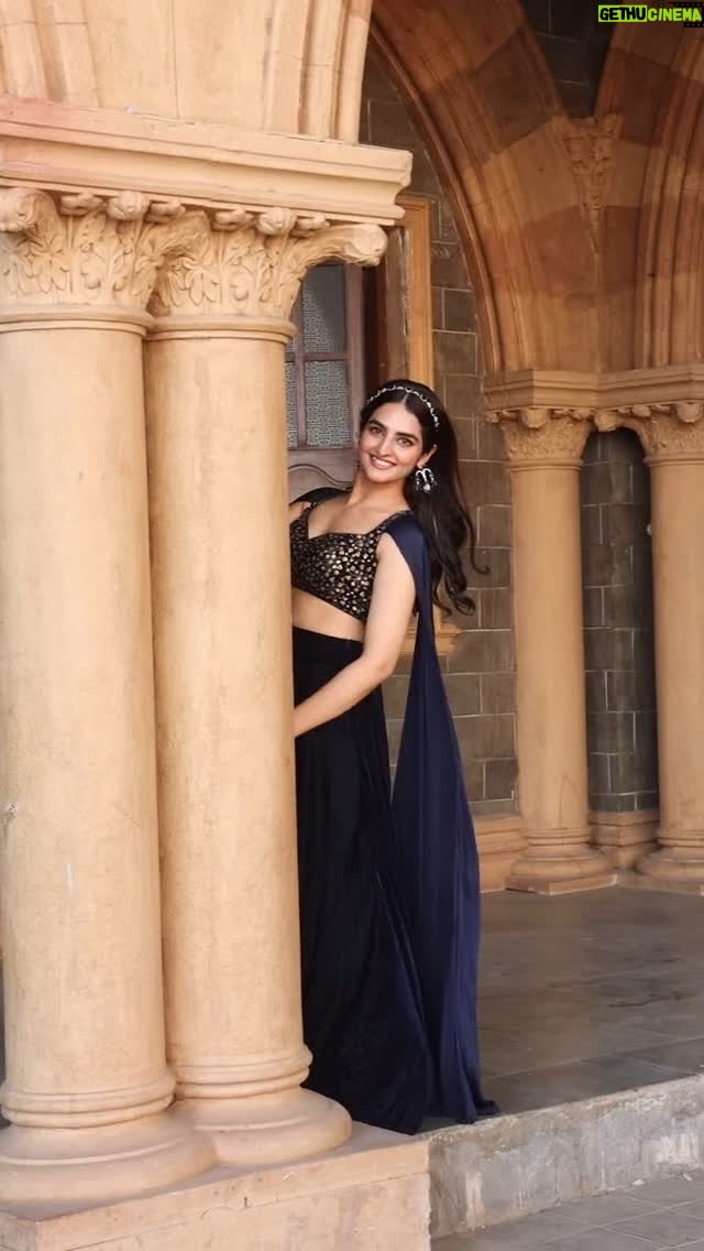 Simran Rawal - 1.6K Likes - oh! zaaalima!🤭🖤🐍

.

.

.

 #reelsinstagram #fypシ #instadaily #foryou #explore #hindi #reelsindia #ethnic #srk #zaalima #weddingoutfit #ethnic #longdress #floral  #western #desicore #desiaesthetics #traditional #punjabisuit #engagementparty #suit #fashion #simranrawal #punjab #lehenga
