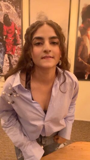 Simran Rawal Instagram - Am i too late for this trend?😂🙈🥵

#explore #trend #viral #trendyoutfits #trendingreel  #lovehostel #simranrawal #cuteoutfit #style #trending #fashion #dance #tumtum #outfitinspo #trendyhairstyle #hairstyle #dancereel
#fashioninfluencer #mumbai #fit #delhiinfluencer